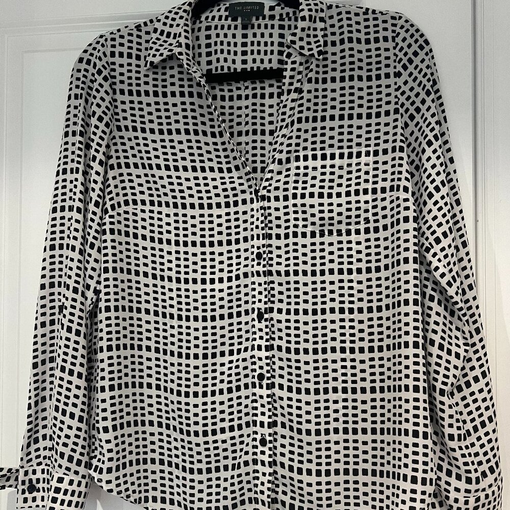 Limited blouse